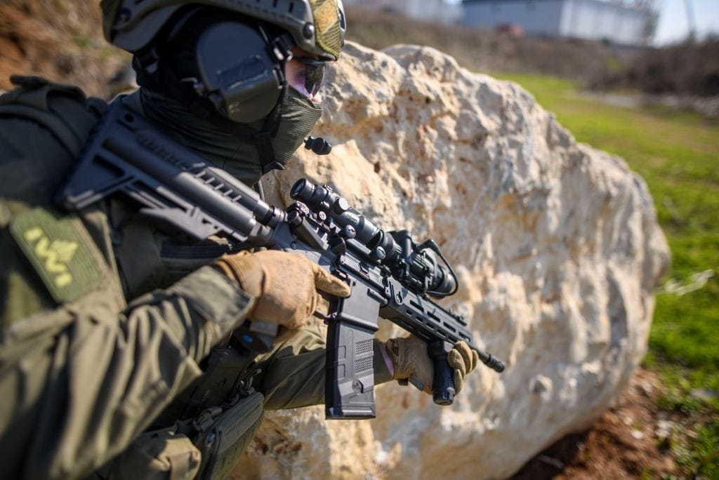 IWI Unveils Innovative Power Solution for AR-15/M4 Rifles, Transforming Them into Energy Hubs