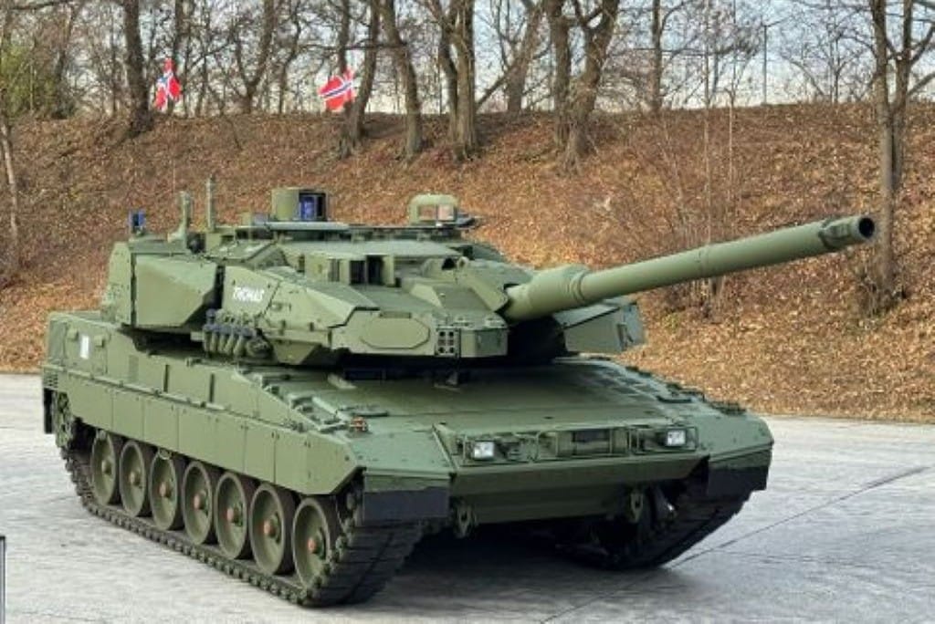 RAFAEL Launches First Leopard 2 A8 Tanks Integrated with TROPHY Active Protection System