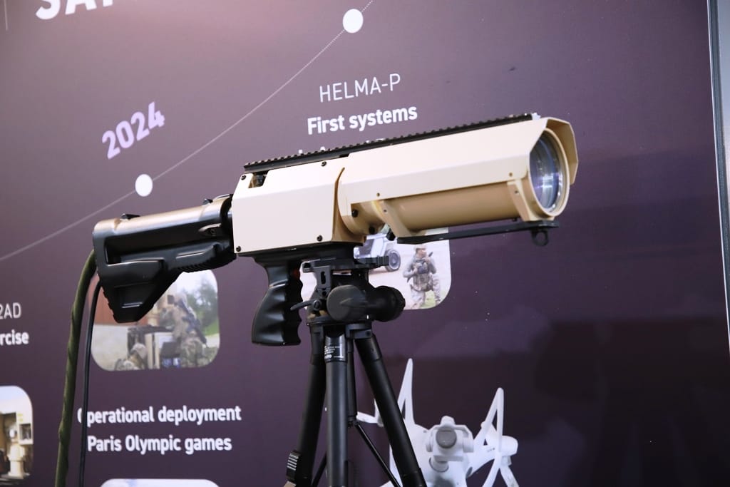 SOFINS 2025 – CILAS HELMA-LP: A Portable Laser Weapon for Engaging Static Targets