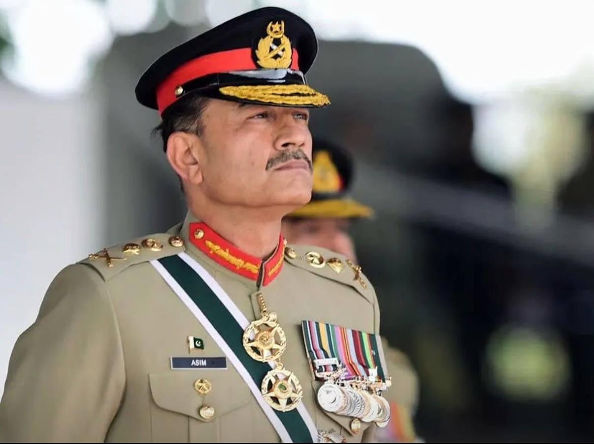 Strategic Dialogue: Pakistan's Army Chief Engages with Tehran on U.S.-Iran Relations