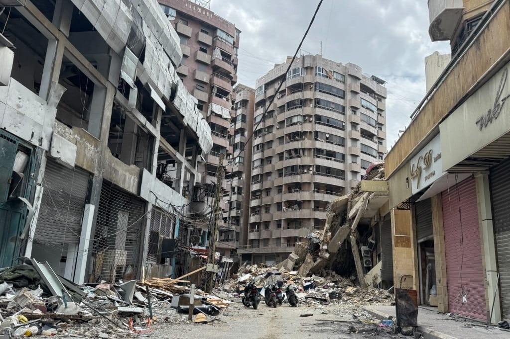 Israeli Airstrikes in South Lebanon Result in Paramedic Casualties