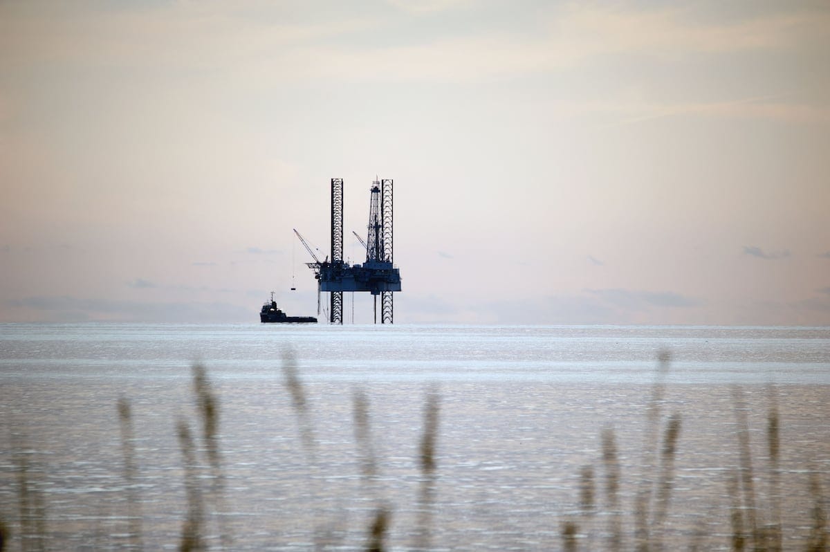 US Air Force Proposes Conversion of Offshore Oil Rigs into Rocket Recovery Stations