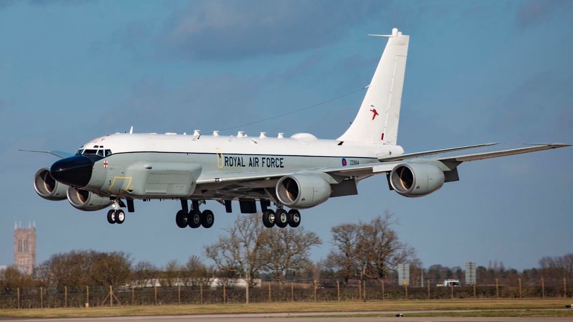 Electronic Warfare Attack Targets RAF Jet with British Defence Secretary