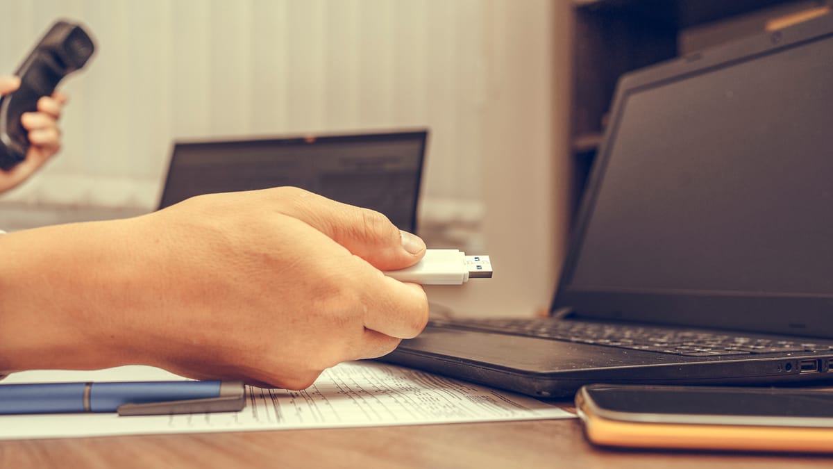 FBI Alerts Law Firms to Silent Ransom Group's In-Person Data Theft Tactics