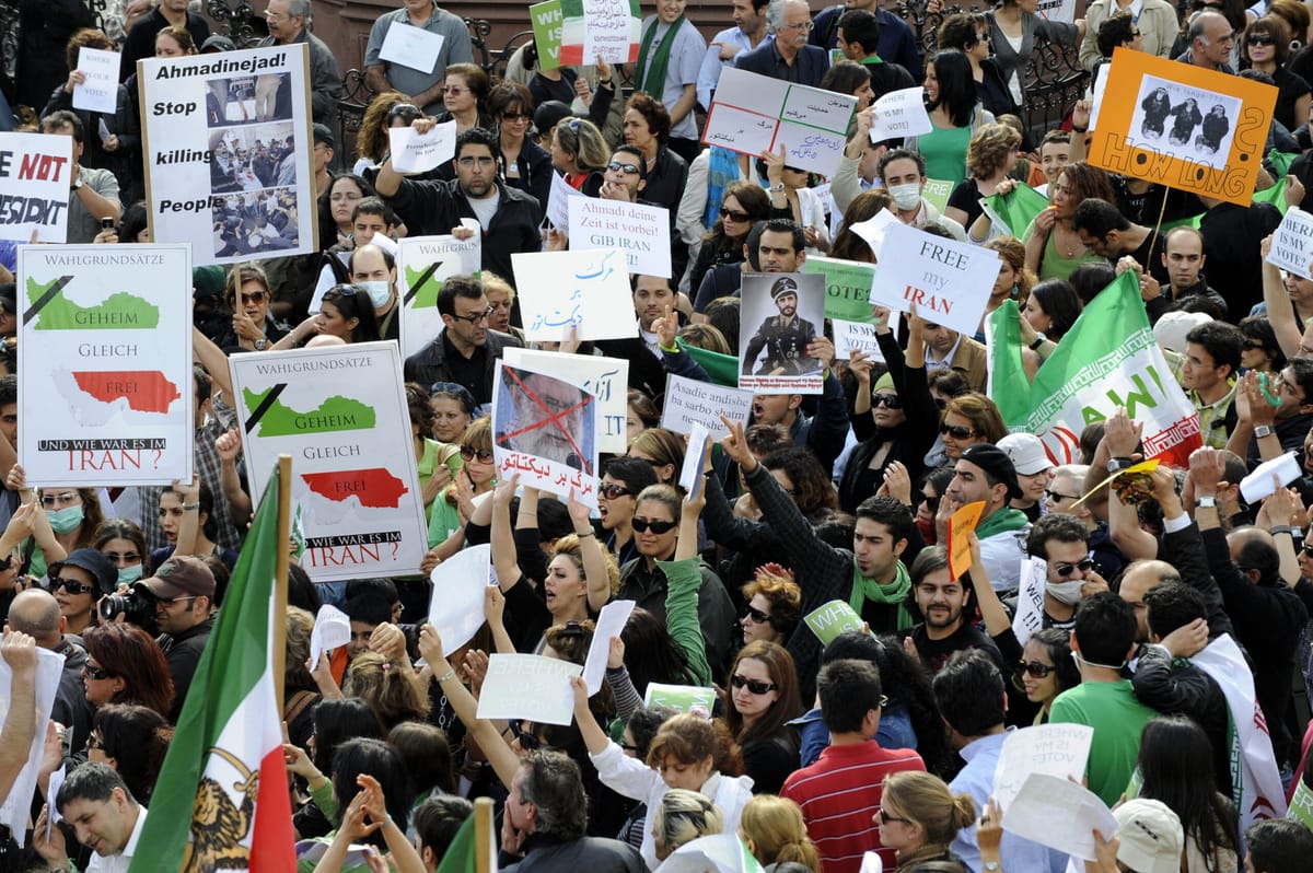 Protests Erupt in Iran Over Potential US Peace Deal