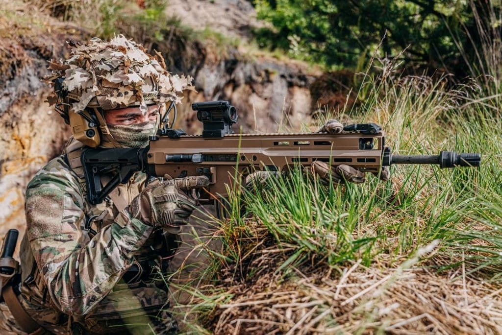 FN Expands Rifle Range with New FN ARKA®