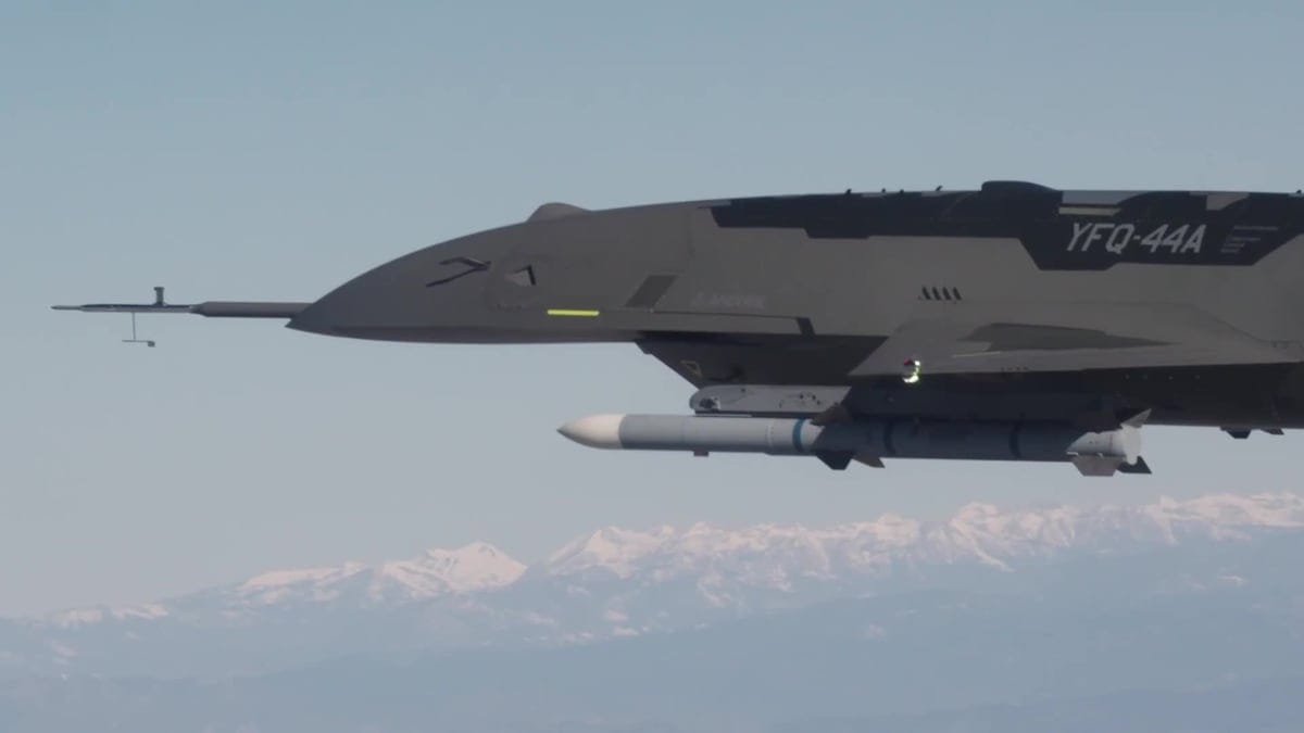 Air Force Advances Drone Wingman Production Contracts