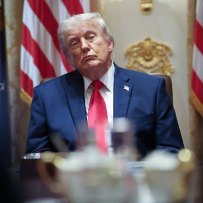 President Trump Signs Revised AI Executive Order for Business Access