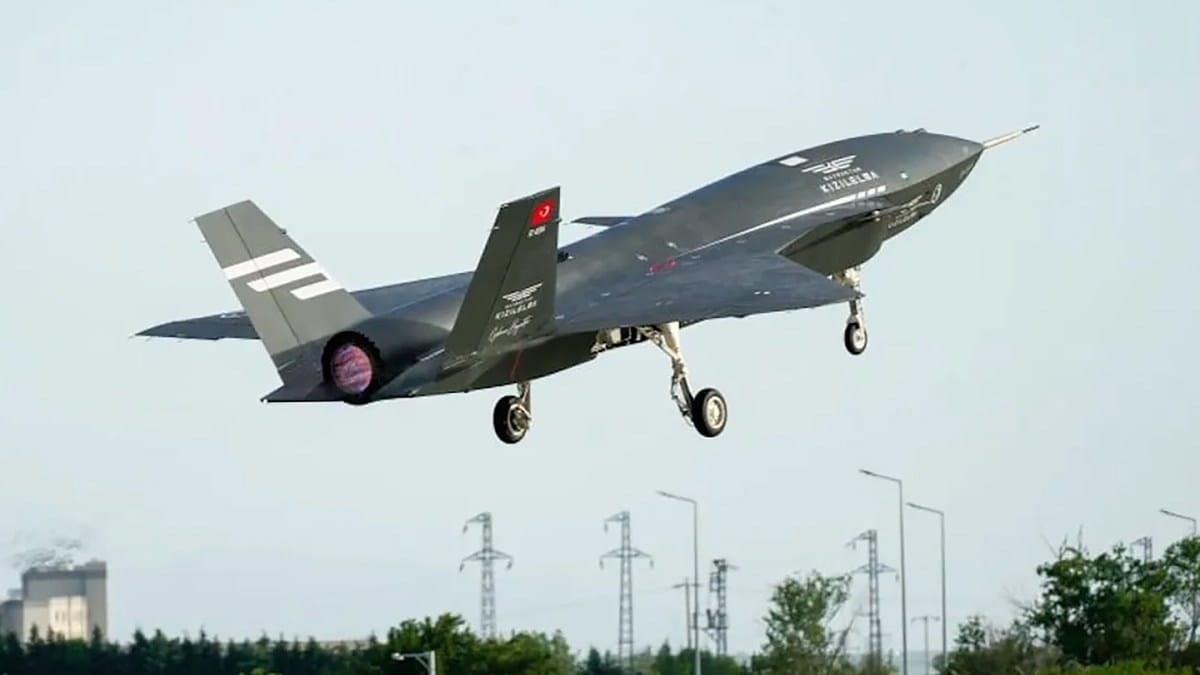Turkey Advances in Collaborative Combat Aircraft Testing