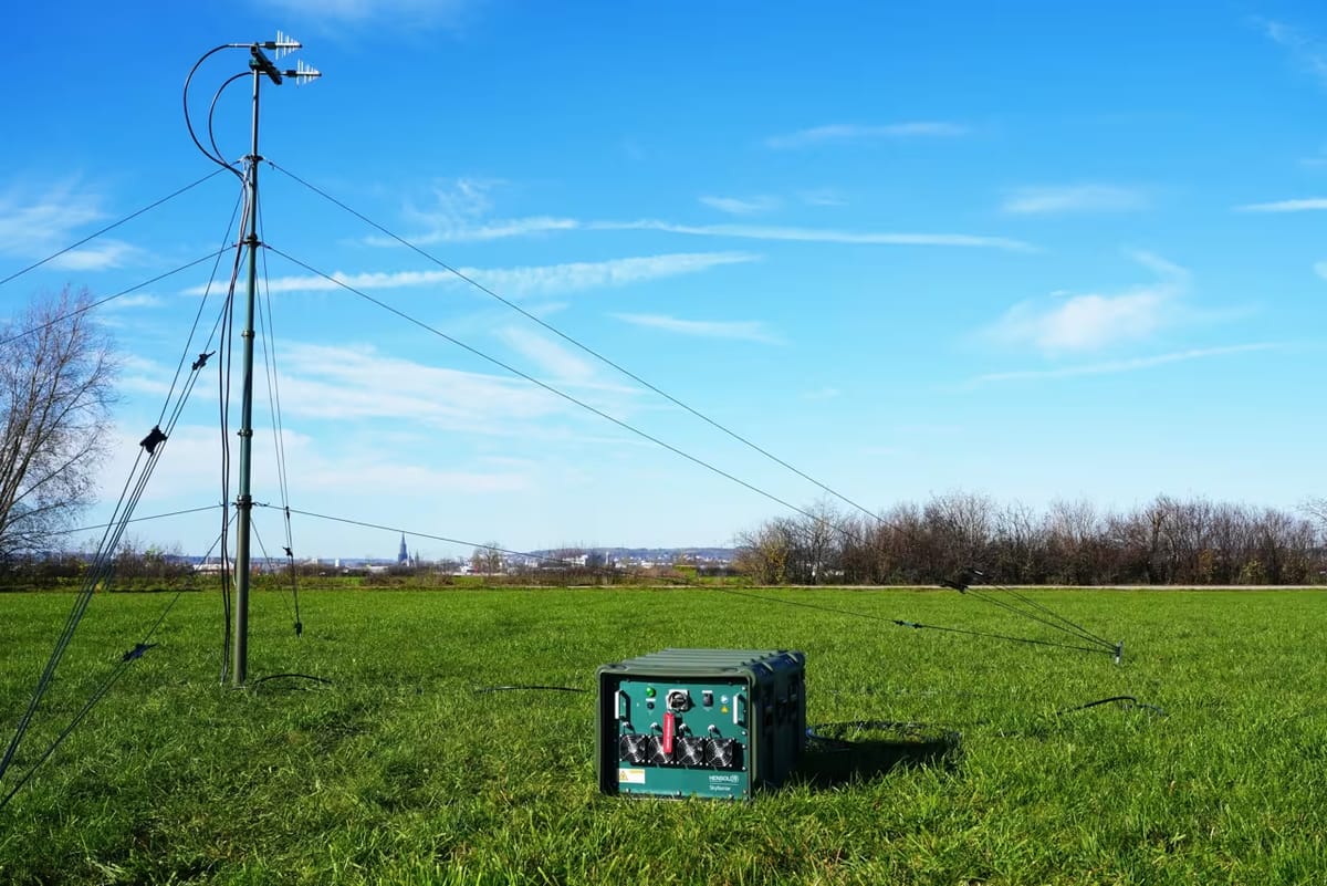 HENSOLDT Introduces Advanced Mobile Jammer for Navigation Signal Disruption