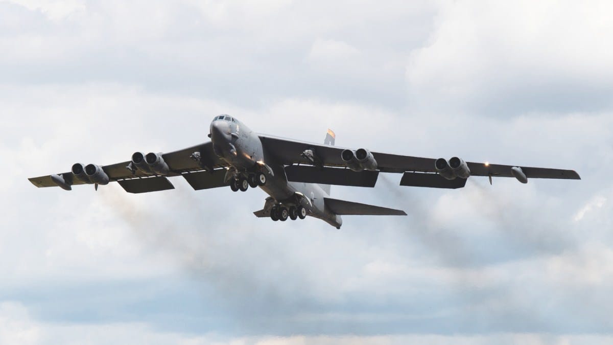 B-52 Stratofortress Bombers Depart England Amid Ongoing U.S.-Iran Tensions