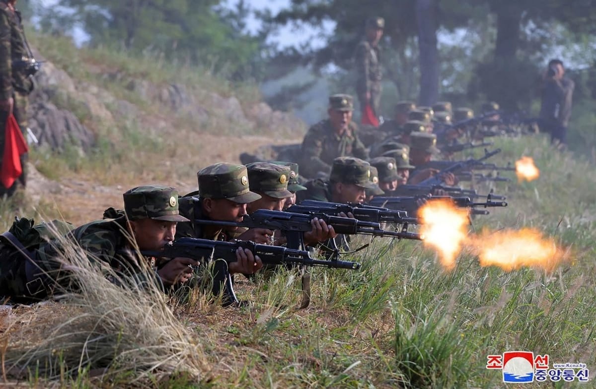 Russia Seeks 30,000 North Korean Troops Amid South Korea's Policy Shift