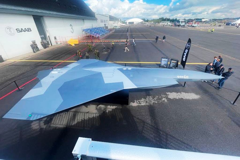 Saab Unveils Collaborative Combat Aircraft Model at Recent Display