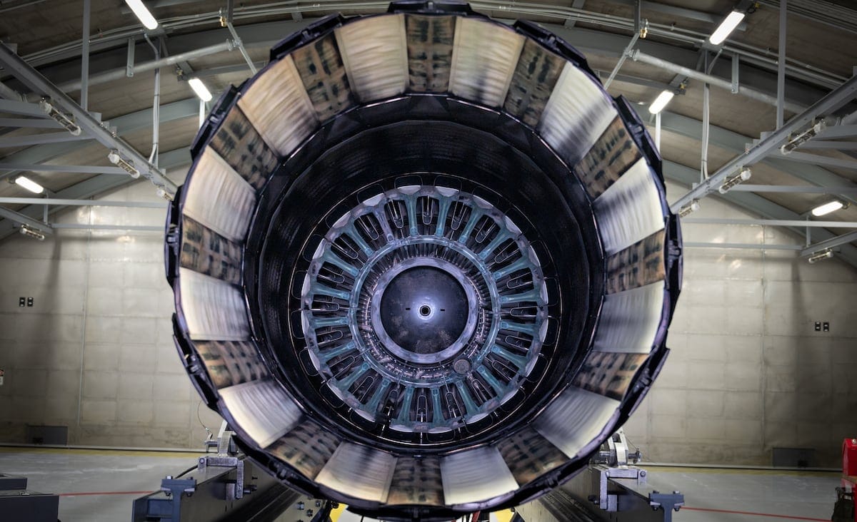 U.S. Air Force Faces Manufacturing Challenges in Jet Engine Production