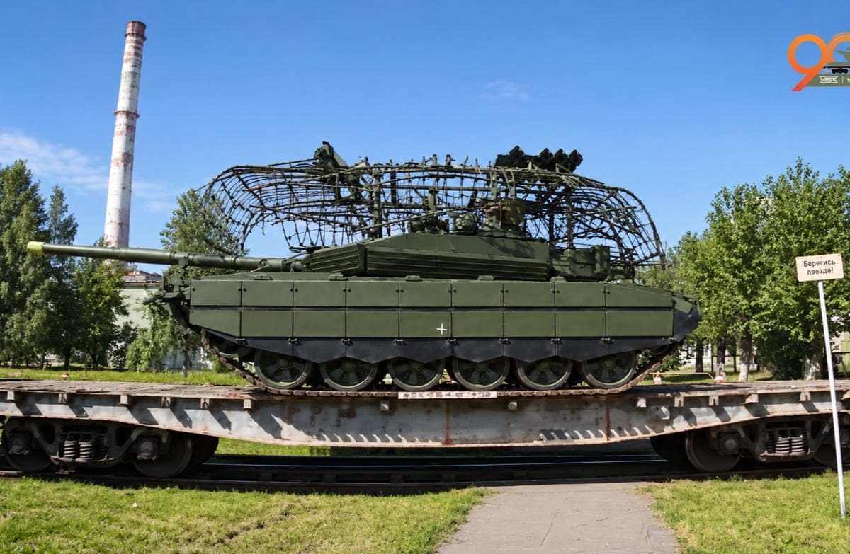 New Batch of T-90M and T-72B3M Tanks Delivered to Russian Army