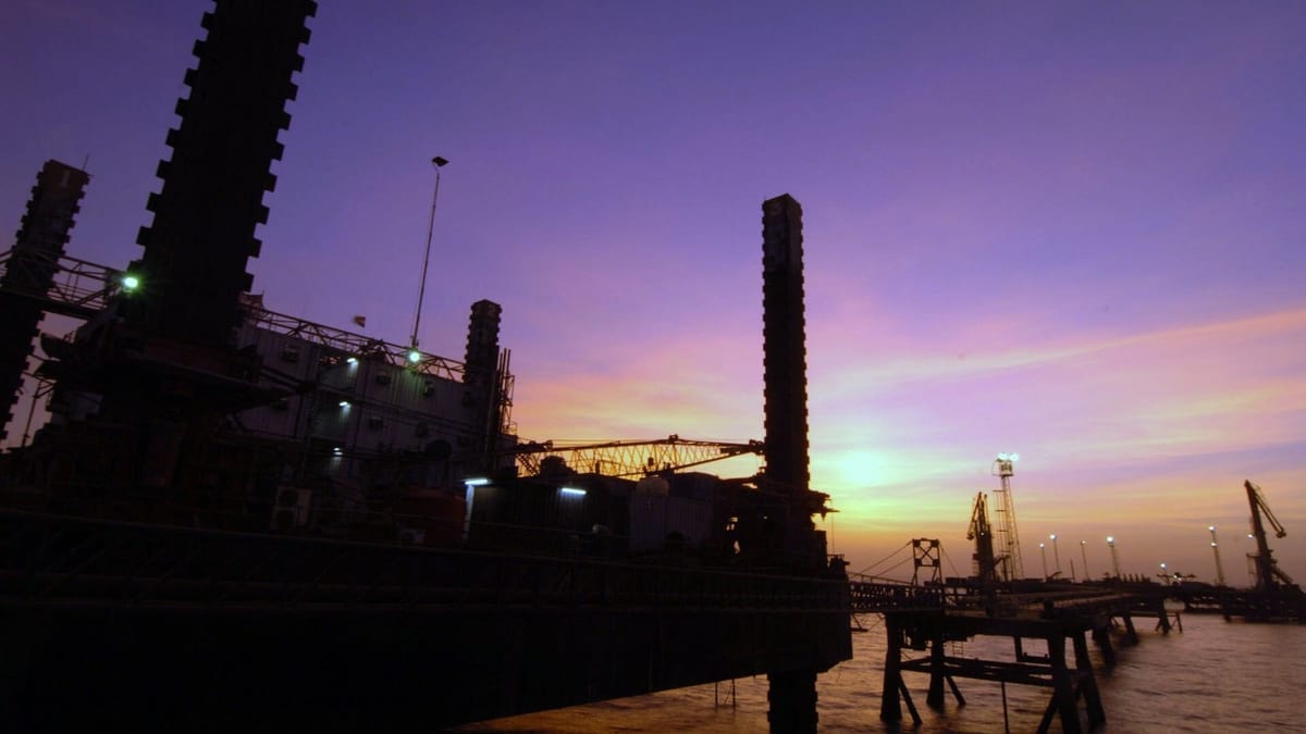 Iraq's Oil Exports via Türkiye Gain Importance Amid Strait of Hormuz Disruptions