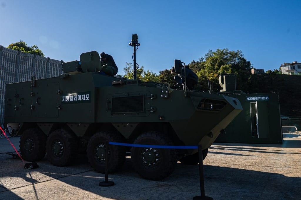 Hanwha’s Cheongwang Laser Weapon Achieves 100% Success in Drone Interception Test