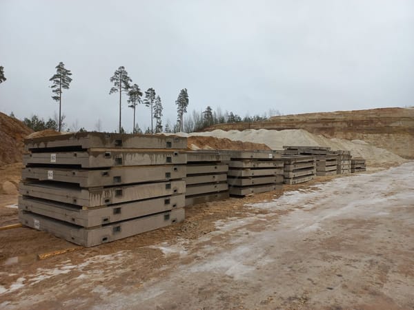 Estonia Constructs Initial Section of 600-Bunker Defense Line Along Russia Border