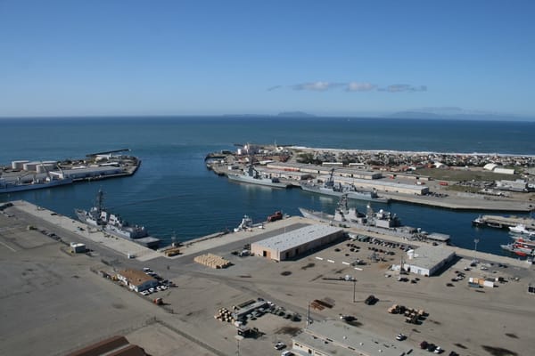 Navy Experiment Halted Following Incident with Unmanned Vessel Capsizing Support Boat