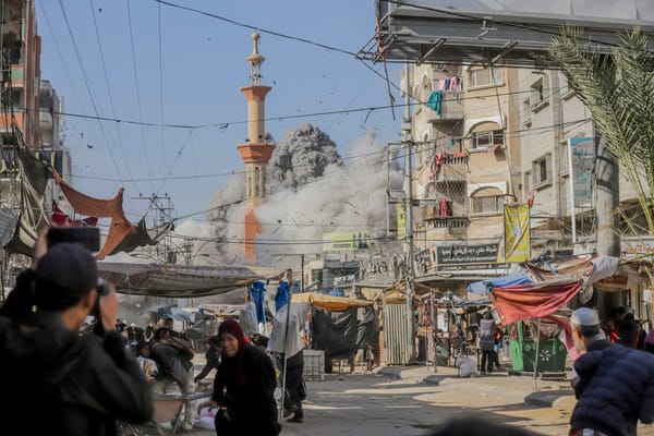Escalating Conflict: Casualties in Gaza and Ukraine