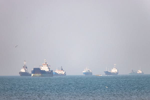 US Military Escorts Commercial Vessel Through Hormuz