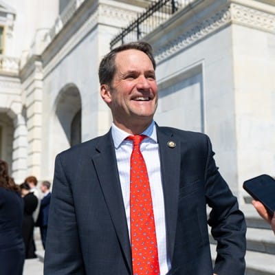Lawmaker Advocates for Intelligence Community's Access to AI Models