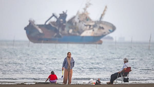 U.S.-Iran Tensions Escalate Amid Ceasefire Threats
