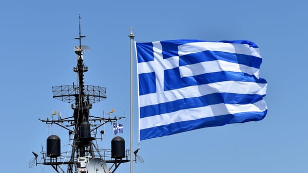 Greece Expands Military Participation with Female Volunteers