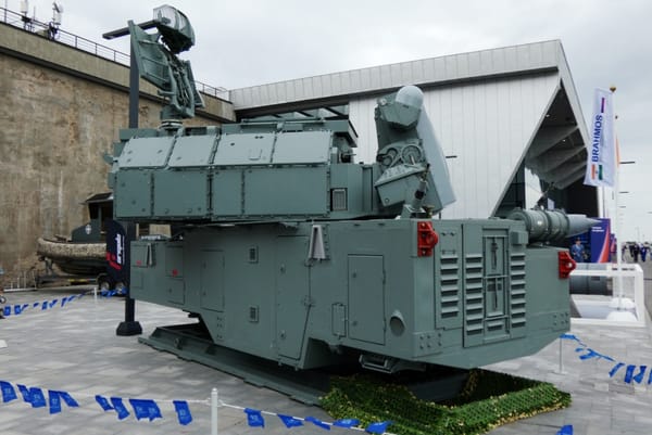 Tor-M2KM Short-Range Air Defense System Unveiled at Fleet-2026