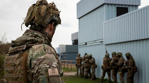 Australia Enhances Military Support to Ukraine with $70 Million Package