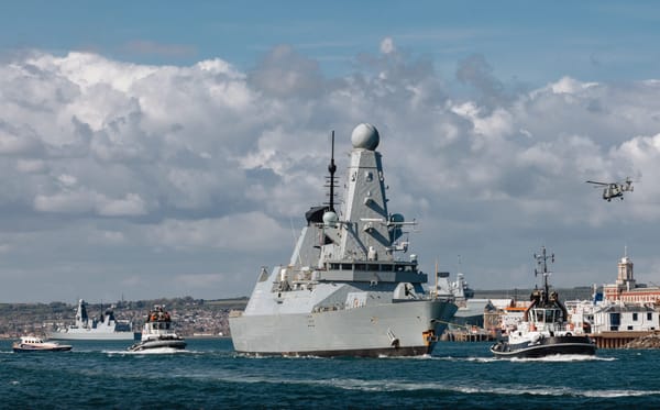 UK to Replace Type 45 Destroyers with Advanced Hybrid Drone Motherships