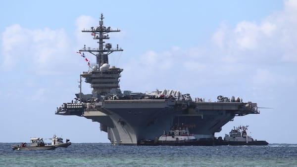 USS Abraham Lincoln Achieves 200 Days at Sea Without Port Call