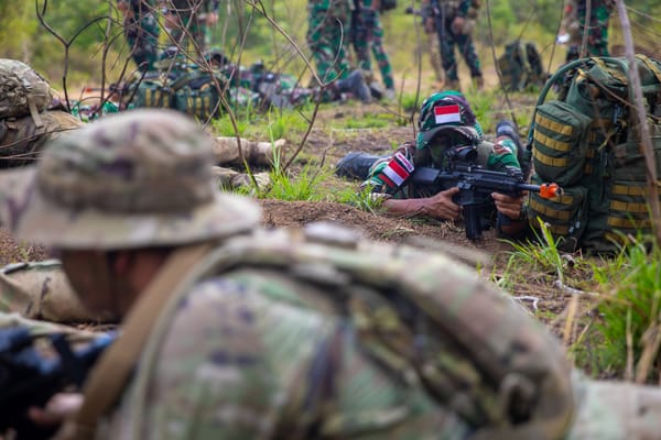 Indonesia and Singapore Expand Military Training Cooperation
