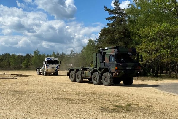 UK Soldiers Complete Training in Autonomous Logistics Operations
