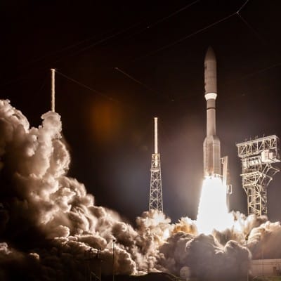 US Space Transportation Policy Integrates with Air Traffic Control Systems