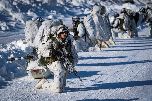 Canada Expands Arctic Military Communications with Major Contracts