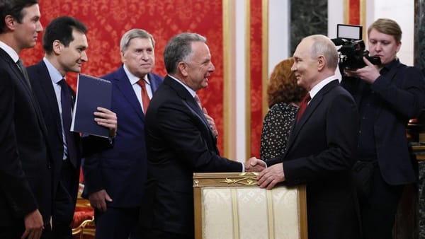 US Envoys Reopen Negotiations Between Moscow and Kyiv After Six-Month Stalemate