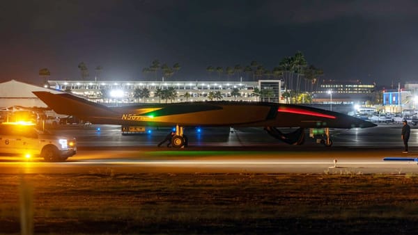 Unidentified Black Jet at Long Beach Airport Identified by Aviation Enthusiasts
