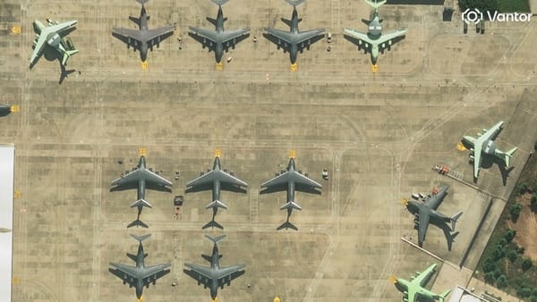 Four KJ-3000 Radar Jets Indicate Serial Production at Chinese Factory